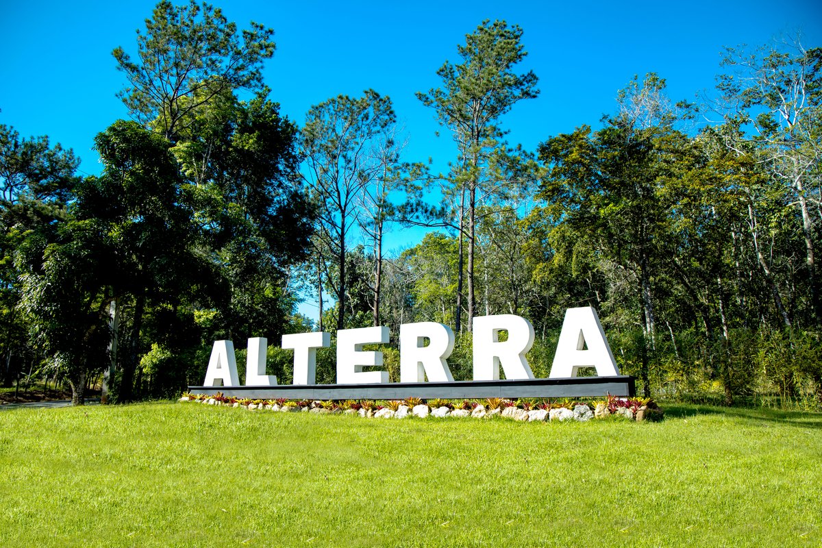Alterra Village entrance sign in Jarabacoa